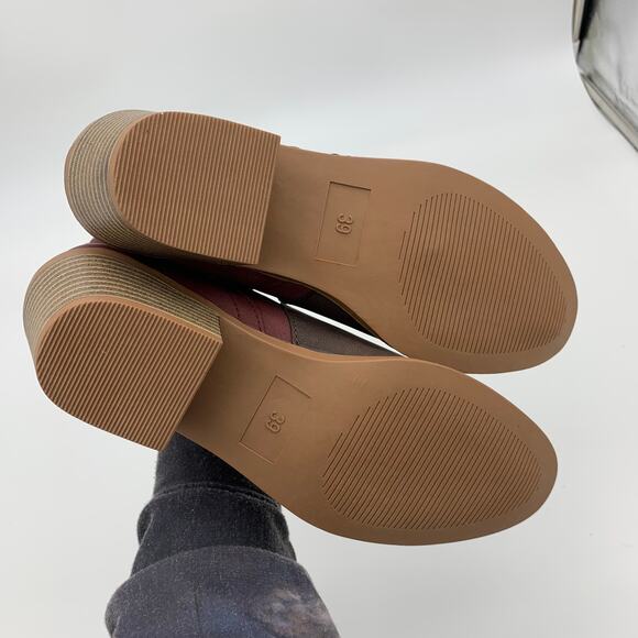 V Cut Ankle Boots Women Size 8.5 Chunky Block Stacked Low Heel Bootie - Picture 5 of 8